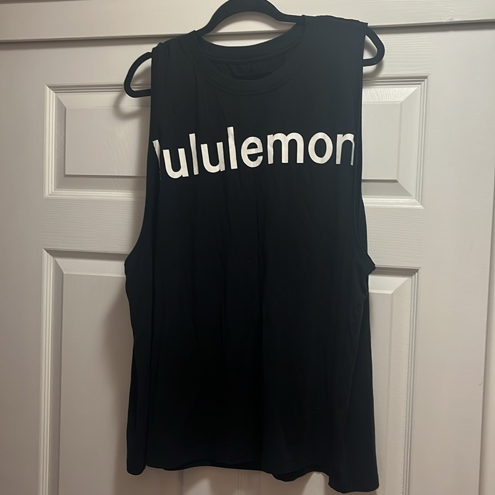COPY - Lululemon muscle tank